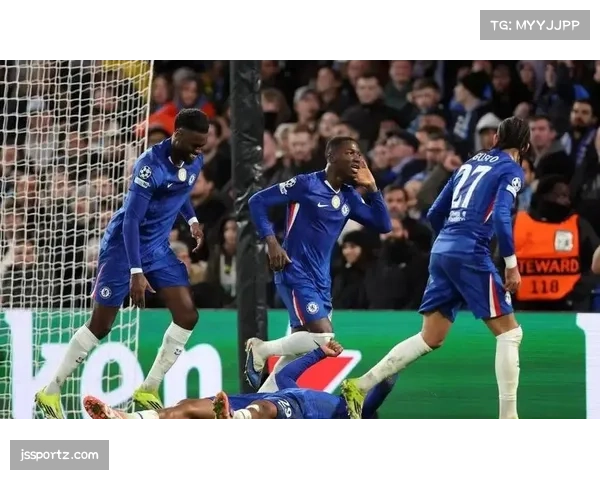 切尔西中场双核控球优势明显 但进攻三区最后一传缺乏穿透性